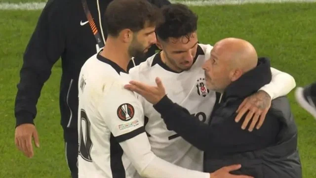 Italiano'dan maç biter bitmez olay hareket: Herkes bu anı konuşuyor
