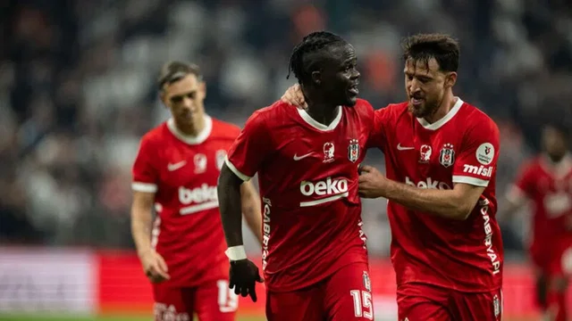 Beşiktaş'ta Junior Olaitan fırtınası devam ediyor!