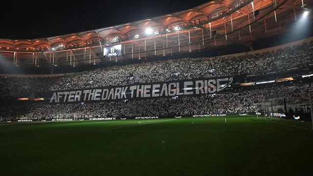 Dolmabahçe’deki atmosfer rakibi büyüledi!