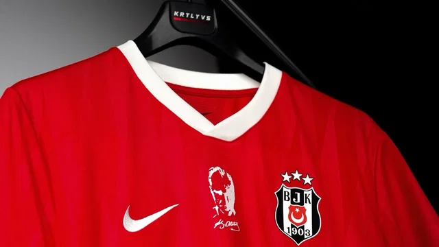 Beşiktaş’ın yeni forması tanıtıldı! İşte satış tarihi...