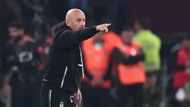 ''Italiano takımda herkesin ilk 11 oynayabileceğini kanıtlıyor...''