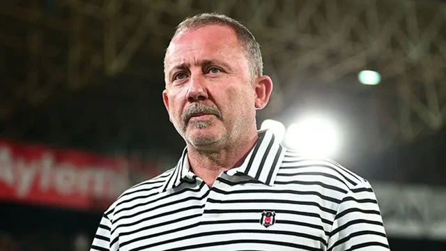 Sergen Yalçın: "Gördük işte çöpleri!"