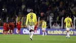 Fenerbahçe Kadıköy'de yıkıldı! Zirveyle fark 9 puana çıktı