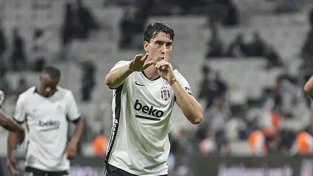 VLAHOVIC DİNLENDİ, KARTAL İLK YARIYI BEKLEMEK ZORUNDA KALABİLİR!