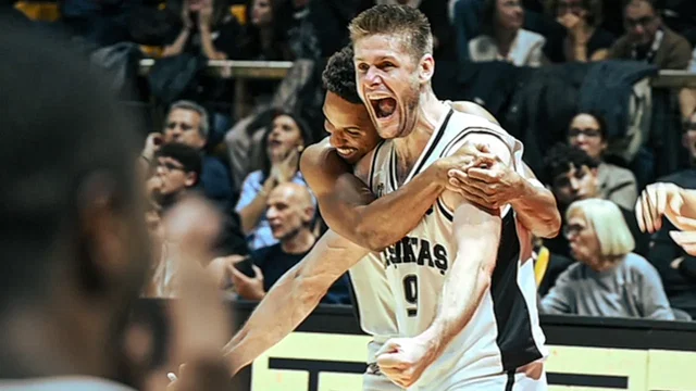 Beşiktaş son saniyede kazandı!