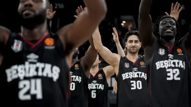 EuroLeague'de Anadolu Efes-Beşiktaş derbisi