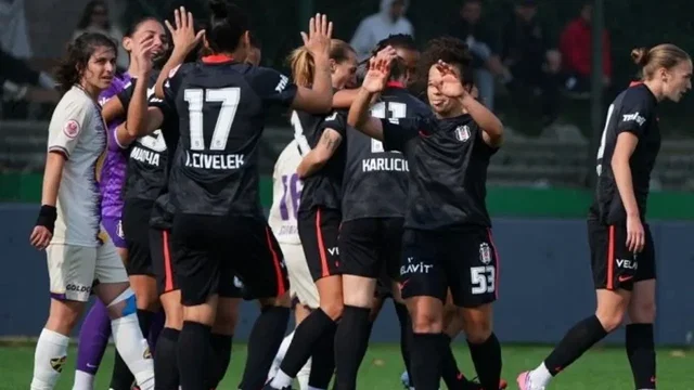 Beşiktaş, Bakırköy deplasmanında 5 golle kazandı!